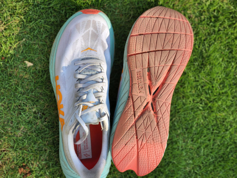 No rubber on the outsole doesn't help traction