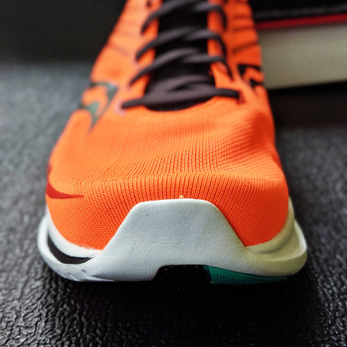 Forefoot is wide and roomy