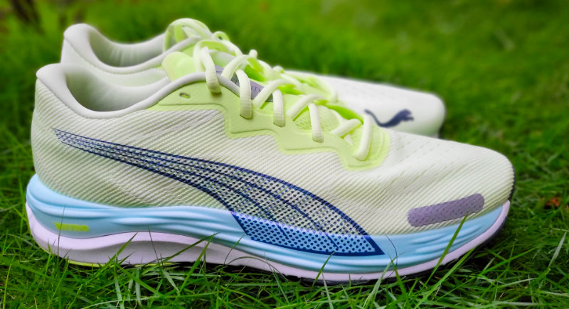 Dual-colored midsole is a nice touch